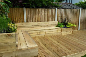 FD4-Decking-with-fence (1)
